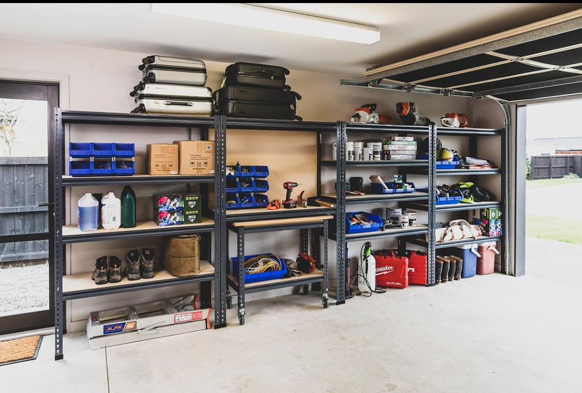 Garage & Workshop