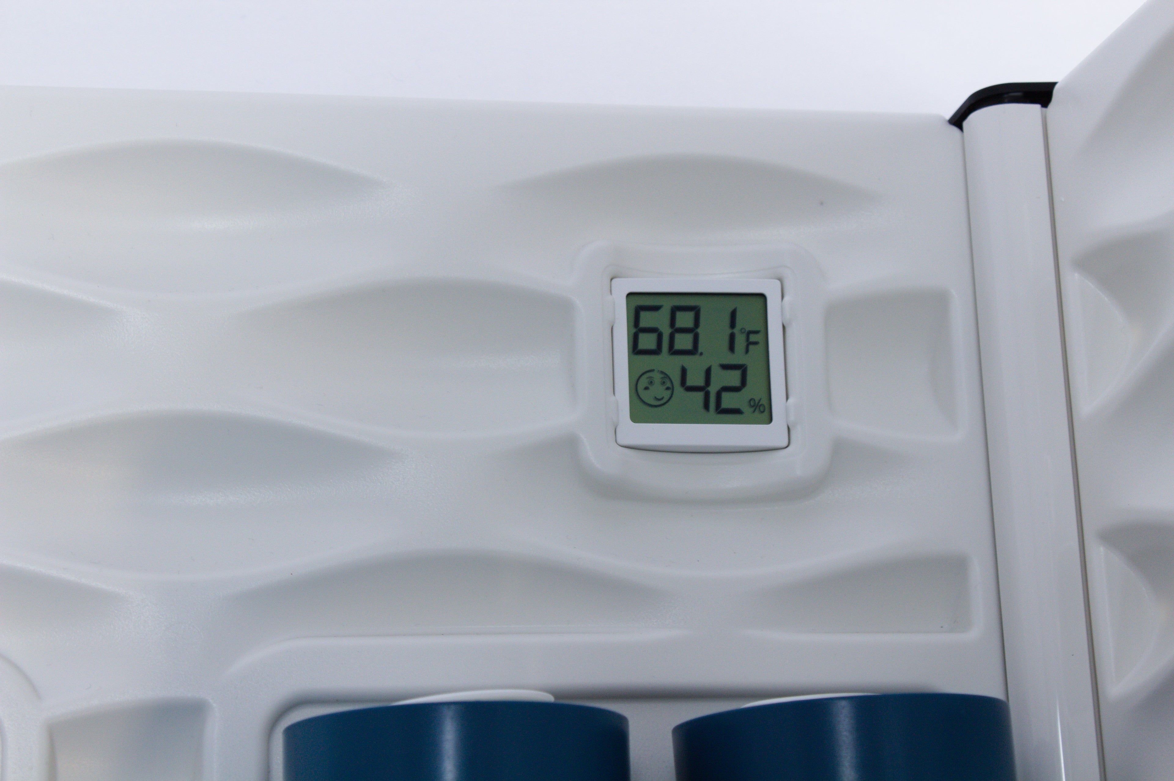 All-in-One Water & Food Station Panel