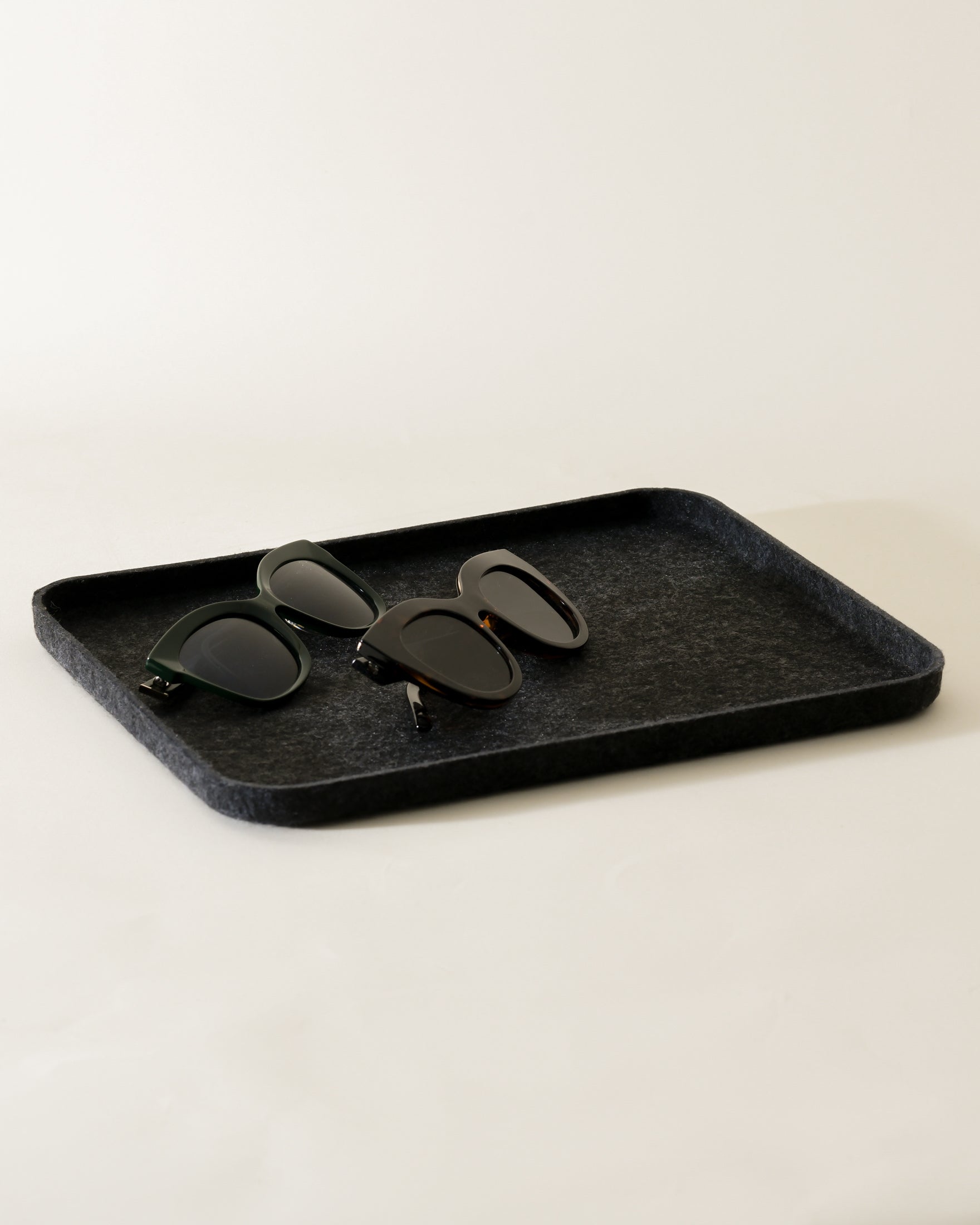 The Sculpted Bin — Wide with Lid | Set of 3